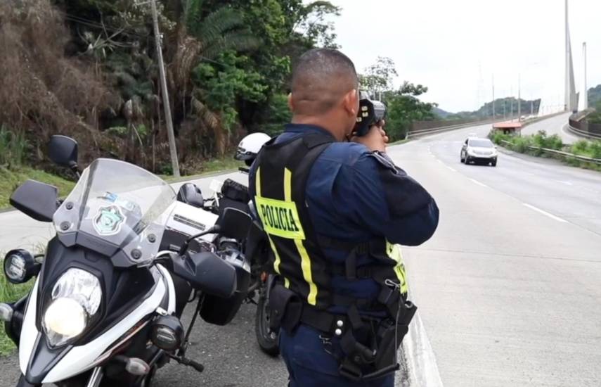 Más de 89 mil vehículos se han desplazado al interior del país