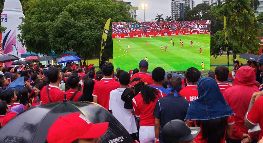 La Marea Roja se toma el Parque Urracá en un emotivo debut mundialista ante Ghana