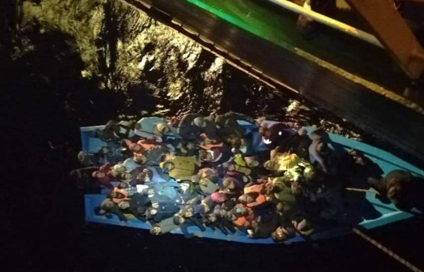 Buque petrolero de bandera panameña intervino en el rescate de 73 personas en Grecia